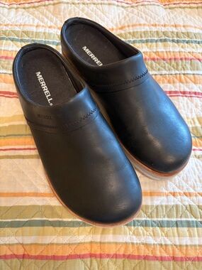 Merrell Black Leather Mule Clogs ladies 8